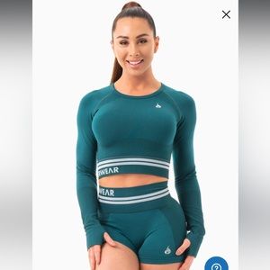 Ryderwear teal 4 piece workout set